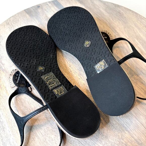 Tory Burch Miller Thong Sandals Black White Logo Leather Flip Flops Size 7M 7 M - Picture 8 of 8